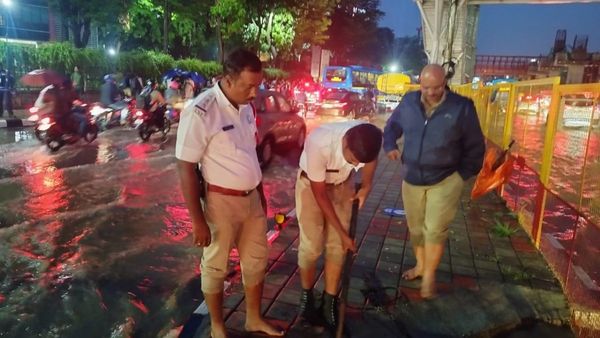 Bengaluru rains: ಮಳೆಯ ತುರ್ತು ಸಂದರ್ಭಗಳಲ್ಲಿ ಬಿಬಿಎಂಪಿ ಸಹಾಯಕ್ಕೆ ಬರಲಿದ್ದಾರೆ ಸಂಚಾರಿ ಪೊಲೀಸರು