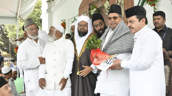 ಸಿಎಂಗೆ ಬಿರಿಯಾನಿ ತಂದ ಆಟೋ ಒಳಗೆ ಬಿಡದ ಪೊಲೀಸರು: ಜಮೀರ್ ಅಹಮದ್ ಮಾಡಿದ್ದೇನು?