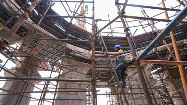 ವೇಗ ಪಡೆದುಕೊಂಡ ಅಯೋಧ್ಯಾ ರಾಮಮಂದಿರ ನಿರ್ಮಾಣ ಕಾಮಗಾರಿ: 1,600 ಕೆಲಸಗಾರರು, 24×7 ಕೆಲಸ!