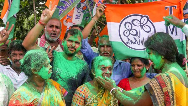 ಪಂಚಾಯತ್ ಚುನಾವಣಾ ಫಲಿತಾಂಶ: ಬಂಗಾಳದಲ್ಲಿ ತಾನೇ ನಂಬರ್ ಒನ್ ಎಂದು ತೋರಿಸಿದ ಮಮತಾ ಬ್ಯಾನರ್ಜಿ!