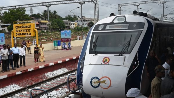 Vande Bharat; ಬೆಂಗಳೂರು-ಧಾರವಾಡ ರೈಲು ಶೇ 85ರಷ್ಟು ಭರ್ತಿ 