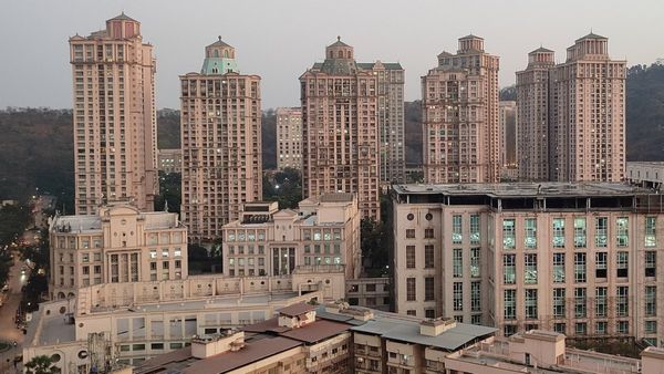 Bengaluru: ಜನವರಿಯಿಂದ ಜೂನ್ ಅವಧಿಯಲ್ಲಿ ಮನೆ ಮಾರಾಟ, ಆಫೀಸ್‌ ಲೀಸಿಂಗ್ ವ್ಯವಹಾರದಲ್ಲಿ ಭಾರೀ ಕುಸಿತ- ಅಂಕಿಅಂಶ, ವಿವರ