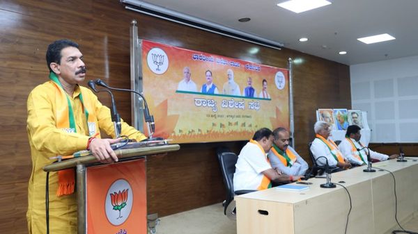 ‘ಬಿಜೆಪಿ ಹೈಕಮಾಂಡಿಗೆ ಆಪರೇಷನ್ ಕಮಲಕ್ಕಿರುವ ಆಸಕ್ತಿ ವಿಪಕ್ಷ ನಾಯಕನ ಆಯ್ಕೆಯಲ್ಲಿಲ್ಲ’