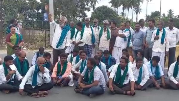  ರೈತ ವಿರೋಧಿ ಹೇಳಿಕೆ ಆರೋಪ: ಚಾಮರಾಜನಗರದಲ್ಲಿ DCM ಡಿ.ಕೆ.ಶಿವಕುಮಾರ್‌ ವಿರುದ್ಧ ಪ್ರತಿಭಟನೆ