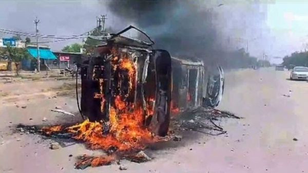 ಹರಿಯಾಣದಲ್ಲಿ ಕೋಮು ಗಲಭೆ: ಗುರುಗ್ರಾಮ, ಫರಿದಾಬಾದ್‌ಗೆ ಹಬ್ಬಿದ ಹಿಂಸಾಚಾರ- ಗುಂಡಿನ ದಾಳಿಯಲ್ಲಿ ಹೋಮ್‌ ಗಾರ್ಡ್‌ ಸಾವು