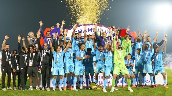 SAFF ಚಾಂಪಿಯನ್‌ಶಿಪ್: ಇತಿಹಾಸ ಬರೆದ ಭಾರತ ತಂಡ- ಕ್ರೀಡಾಂಗಣದಲ್ಲಿ ಮೊಳಗಿದ 'ವಂದೇ ಮಾತರಂ' ಘೋಷ