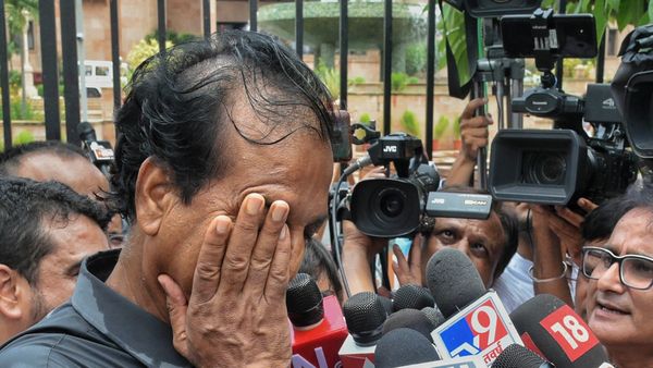 ರಾಜಸ್ಥಾನ: ಕಾಂಗ್ರೆಸ್ ನಾಯಕರು ವಿಧಾನಸಭೆಯಿಂದ ನನ್ನನ್ನು ಹೊರಗೆ ಎಳೆದರು ಎಂದ ವಜಾಗೊಂಡ ಕಾಂಗ್ರೆಸ್ ಸಚಿವ!