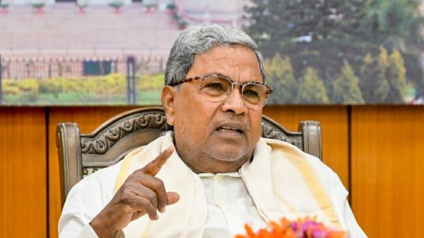 Gruhajyoti Application: ಸರ್ಕಾರದ ಫ್ರೀ ಸ್ಕೀಮ್​ಗೆ ಅಪ್ಲಿಕೇಶನ್ ಹಾಕುವಾಗ ನಕಲಿ ಆಪ್‌ ಬಗ್ಗೆ ಇರಲಿ ಎಚ್ಚರ!