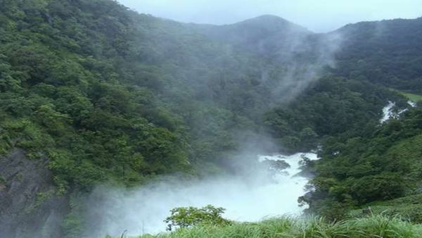 ಮಾನ್ಸೂನ್‌ ಋತುವಿನಲ್ಲಿ ಪ್ರವಾಸ ಮಾಡಬಹುದಾದ ಕರ್ನಾಟಕದ 5 ಉತ್ತಮ ಪ್ರವಾಸಿ ತಾಣಗಳು