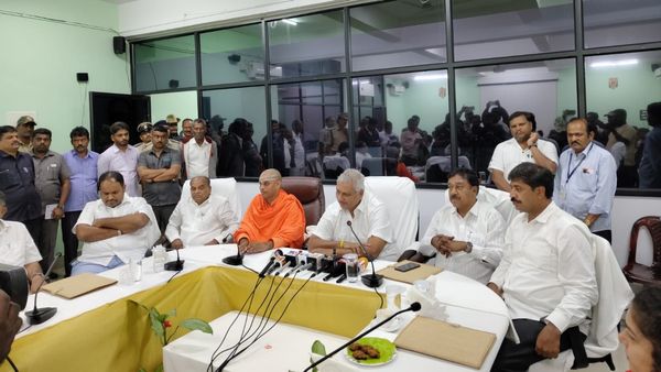 ಮಲೆ ಮಹದೇಶ್ವರ ಬೆಟ್ಟದಲ್ಲಿ ಮೂಲ ಸೌಕರ್ಯಗಳ ಕಾಮಗಾರಿ ಪರಿಶೀಲಿಸಿದ ಸಚಿವ ವೆಂಕಟೇಶ್