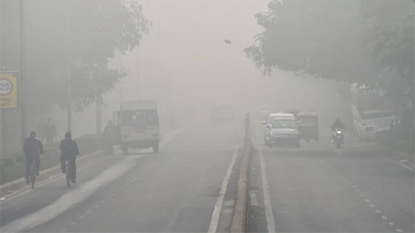 ದೆಹಲಿಯಂತೆ ಬೆಂಗಳೂರು, ಕರ್ನಾಟಕದಲ್ಲಿ ವಾಯುಮಾಲಿನ್ಯ ಆಗದಂತೆ ತಡೆಯಬೇಕು: ಈಶ್ವರ್ ಖಂಡ್ರೆ ಕಳವಳ