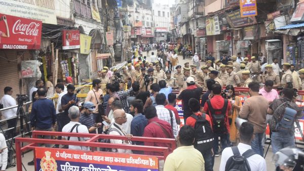 ಬಿಗಿ ಭದ್ರತೆ, ಮುಸ್ಲಿಂ ಬಾಂಧವರ ಬಹಿಷ್ಕಾರದ ನಡುವೆ ಜ್ಞಾನವಾಪಿ ಆವರಣದಲ್ಲಿ ವೈಜ್ಞಾನಿಕ ಸಮೀಕ್ಷೆ