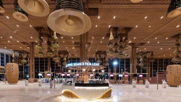 Bengaluru Airport: ಕೆಂಪೇಗೌಡ ಏರ್‌ಪೋರ್ಟ್‌ ಟರ್ಮಿನಲ್‌ 2ನಿಂದ ವಿದೇಶಿ ವಿಮಾನಗಳ ಹಾರಟ ಮುಂದೂಡಿಕೆ, ಕಾರಣ ತಿಳಿಯಿರಿ