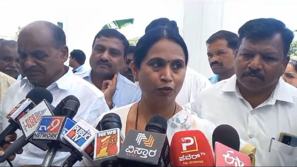 ಗೃಹಲಕ್ಷ್ಮೀ ಯೋಜನೆ ಚಾಲನೆಗೆ 1 ಲಕ್ಷಕ್ಕೂ ಅಧಿಕ ಮಹಿಳೆಯರು ಆಗಮಿಸಲಿದ್ದಾರೆ: ಸಚಿವೆ ಲಕ್ಷ್ಮಿ ಹೆಬ್ಬಾಳ್ಕರ್