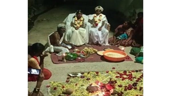 ಮಳೆಗಾಗಿ ಹಳೆಯ ಸಂಪ್ರದಾಯದ ಮೊರೆ ಹೋದ ಜನ: ಚಿಕ್ಕಬಳ್ಳಾಪುರದಲ್ಲಿ ಮಕ್ಕಳ ಮದುವೆ