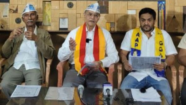 IBPS ಪರೀಕ್ಷೆ ಕನ್ನಡದಲ್ಲಿ ಇಲ್ಲವೇಕೆ?: ಹಿಂದಿ ಹೇರಿಕೆ ವಿರುದ್ಧ ಎಎಪಿ ಕರೆ: