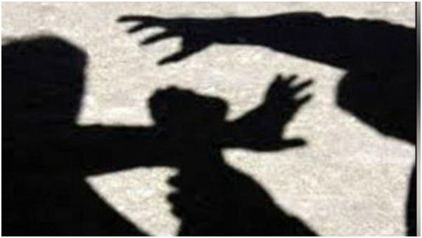 ಮಹಾರಾಷ್ಟ್ರ: ದಲಿತ ಹುಡುಗರನ್ನು ತಲೆ ಕೆಳಗೆ ನೇತು ಹಾಕಿ ಥಳಿತ