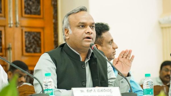 Priyank Kharge: ಶ್ರಮಜೀವಿಗಳ ಬೆವರಲ್ಲಿ ಬಿಟ್ಟಿ ತಿಂದವರ ಚರ್ಮ ಬೆಳ್ಳಗಿರಬಹುದು: ಆರಗ ಗೆ ತಿರುಗೇಟು ಕೊಟ್ಟ ಪ್ರಿಯಾಂಕ್ ಖರ್ಗೆ