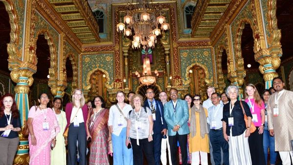 ಅರಮನೆ ಸೌಂದರ್ಯಕ್ಕೆ ಮನಸೋತ ಜಿ-20 ಪ್ರತಿನಿಧಿಗಳು, ಸ್ಥಳೀಯ ಖಾದ್ಯಕ್ಕೆ ವಿದೇಶಿಗರು ಫಿದಾ