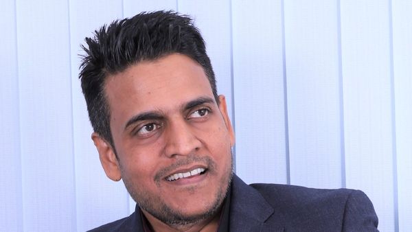 ತಿಂಗಳಿಗೆ 11,000 ರೂ. ಸಂಬಳ ಪಡೆಯುತ್ತಿದ್ದ ವ್ಯಕ್ತಿ ಈಗ 3 ಕಂಪನಿ ಕಟ್ಟಿದ!