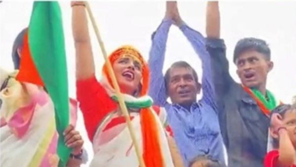 Independence day 2023: ಭಾರತದ ಧ್ವಜ ಹಾರಿಸಿ ಸಂಭ್ರಮಾಚರಣೆ ಮಾಡಿದ ಪಾಕಿಸ್ತಾನ ಪ್ರಜೆ ಸೀಮಾ ಹೈದರ್‌