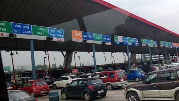 Toll Price increases: ಇಂದು ಮಧ್ಯರಾತ್ರಿಯಿಂದಲೇ ರಾಜ್ಯದ ಪ್ರಮುಖ ಹೆದ್ದಾರಿಗಳಲ್ಲಿ ಟೋಲ್‌ ದರ ಹೆಚ್ಚಳ, ಮಾಹಿತಿ