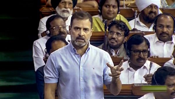 Rahul Gandhi: ಇಡಿ ಭಾರತಕ್ಕೆ ಬೆಂಕಿ ಹಚ್ಚಲು ಕೇಂದ್ರ ಬಿಜೆಪಿ ಬಯಸುತ್ತಿದೆ: 'ರಾಗಾ' ವಾಗ್ದಾಳಿ