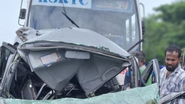 ಉಲ್ಲಾಳ: ಲಾರಿ, ಕಾರು, ಕೇರಳ ಸಾರಿಗೆ ಬಸ್‌ ನಡುವೆ ಭೀಕರ ಅಪಘಾತ