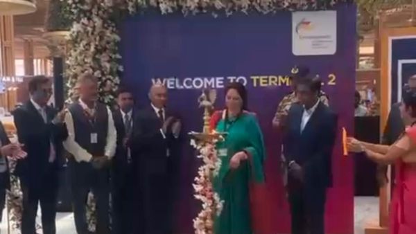  Bengaluru Airport: KIA ಟರ್ಮಿನಲ್ 2ನಲ್ಲಿ ಅಂತಾರಾಷ್ಟ್ರೀಯ ವಿಮಾನ ಹಾರಾಟ ಶುರು, ಟರ್ಮಿನಲ್‌ 1 ಯಾವುದಕ್ಕೆ ಬಳಕೆ