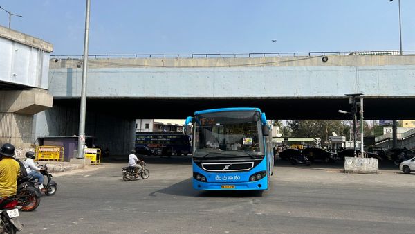 Namma Metro: ಕೆಆರ್ ಪುರ ಮೆಟ್ರೋ ನಿಲ್ದಾಣ- ಸಿಲ್ಕ್ ಬೋರ್ಡ್ ನಡುವೆ 16 ಎಸಿ ಫೀಡರ್ ಬಸ್‌ಗಳು, ಮಾಹಿತಿ, ವಿವರ
