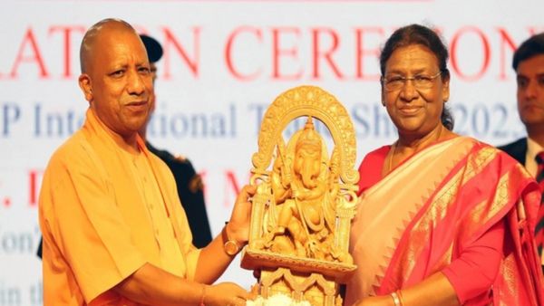 ಉತ್ತರ ಪ್ರದೇಶದ ಆರ್ಥಿಕ ಬೆಳವಣಿಗೆ ನಿಜಕ್ಕೂ ಶ್ಲಾಘನೀಯ: ದ್ರೌಪದಿ ಮುರ್ಮು