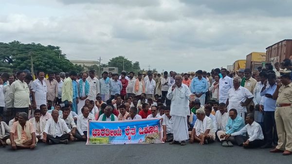 ಭದ್ರಾ ಡ್ಯಾಂ ನೀರಿಗಾಗಿ ಮುಂದುವರಿದ ಹೋರಾಟ: ಹೆದ್ದಾರಿ ತಡೆ ನಡೆಸಿ ರೈತರ ಆಕ್ರೋಶ