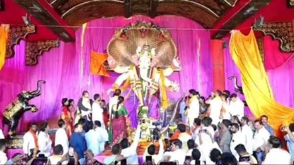 ಎಲ್ಲೆಲ್ಲೂ ಗಣೇಶ ಚತುರ್ಥಿ ಸಂಭ್ರಮ: ಹಿರಿಯೂರಿನಲ್ಲಿ ಸುಪ್ರಸಿದ್ಧ ಹಿಂದೂ ಮಹಾ ಗಣಪತಿ ಪ್ರತಿಷ್ಠಾಪನೆ