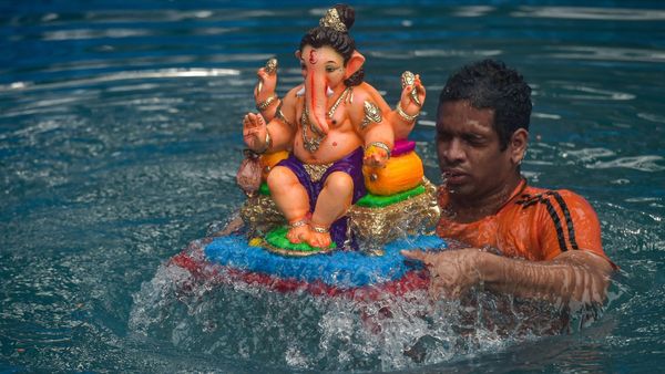 Ganesha Chaturthi : ಗಣೇಶ ನಿಮಜ್ಜನ ಸುರಕ್ಷತೆಗಾಗಿ 80 ಈಜುಗಾರರನ್ನು ನೇಮಿಸಿದ ಬಿಬಿಎಂಪಿ