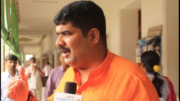 ಮಂಗಳೂರು ವಿಶ್ವವಿದ್ಯಾಲಯದಲ್ಲಿ ಗಣೇಶೋತ್ಸವ: ಖುಷಿ ಹಂಚಿಕೊಂಡ ವೇದವ್ಯಾಸ್ ಕಾಮತ್