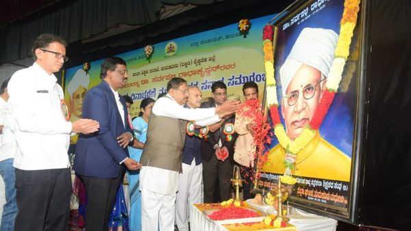 ಹಿಂದೂ ಧರ್ಮವನ್ನು ಸ್ಥಾಪಿಸಿದವರು ಯಾರು: ಗೃಹ ಸಚಿವ ಪರಮೇಶ್ವರ್‌ ಪ್ರಶ್ನೆ