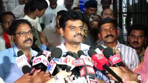 ಷರತ್ತುಗಳ ಮೇಲೆ ಹುಬ್ಬಳ್ಳಿ ಈದ್ಗಾ ಮೈದಾನದಲ್ಲಿ ಗಣೇಶೋತ್ಸವಕ್ಕೆ ಅನುಮತಿ