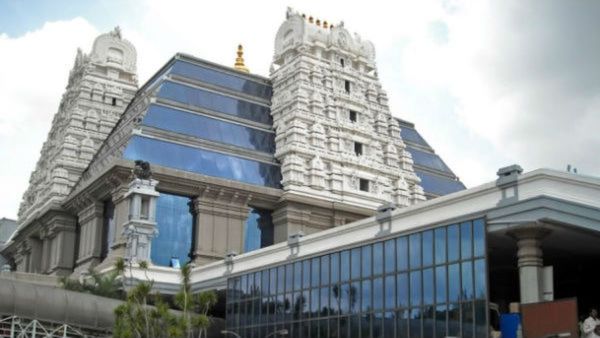 Krishna Janmashtami: ಬೆಂಗಳೂರಿನಲ್ಲಿ ಇಸ್ಕಾನ್ ಟೆಂಪಲ್ ರಸ್ತೆ ಮಾರ್ಗ ಬದಲಾವಣೆ, ಪರ್ಯಾಯ ಮಾರ್ಗಗಳ ಬಗ್ಗೆ ತಿಳಿಯಿರಿ...