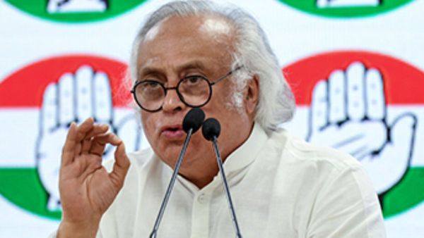 'ಒನ್ ಮ್ಯಾನ್, ಒನ್ ಗವರ್ನಮೆಂಟ್, ಒನ್ ಬ್ಯುಸಿನೆಸ್ ಗ್ರೂಪ್': ಕೇಂದ್ರ ವಿರುದ್ಧ ಕಾಂಗ್ರೆಸ್‌ ಟೀಕೆ