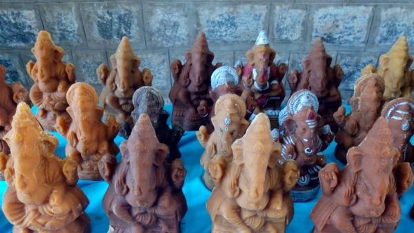 Ganesh chaturthi 2023: ಮಂಡ್ಯ ಜಿಲ್ಲೆಯಲ್ಲಿ ಬೆಲ್ಲದ ಗಣಪತಿ ಮೂರ್ತಿಗಳಿಗೆ ಭಾರೀ ಡಿಮ್ಯಾಂಡ್
