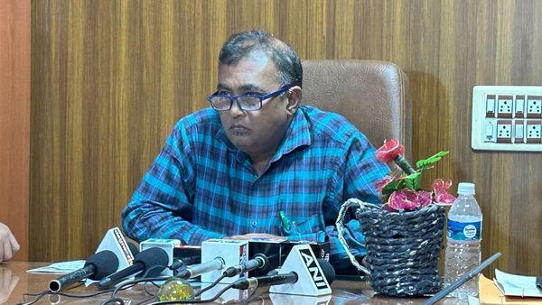 ಕೇರಳದಲ್ಲಿ ನಿಫಾ ಅಬ್ಬರ: ದಕ್ಷಿಣ ಕನ್ನಡದಲ್ಲಿ ಅಲರ್ಟ್, ವಿಶೇಷ ಜ್ವರ ಸಮೀಕ್ಷೆ