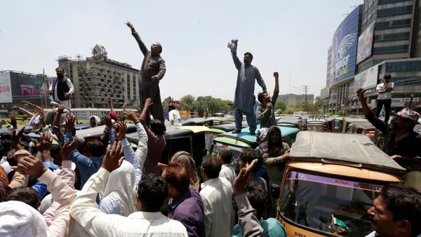 Petrol Diesel Price: ಜಗತ್ತಿನಲ್ಲೇ ಅತಿ ದುಬಾರಿ ಪೆಟ್ರೋಲ್ ಇಲ್ಲಿದೆ