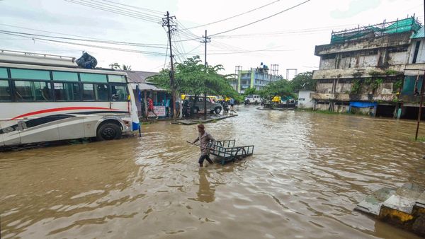 Rain Alert: ಕರ್ನಾಟಕ, ಕೇರಳ, ತಮಿಳುನಾಡಿನಲ್ಲಿ ಈ ವಾರ ಸುರಿಯಲಿದೆ ಭಾರೀ ಮಳೆ- ಎಲ್ಲೆಲ್ಲಿ? ಅಂಕಿಅಂಶ, ಮಾಹಿತಿ, ವಿವರ