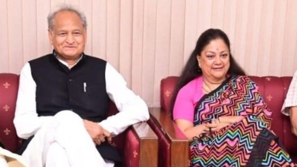 ಕಾಂಗ್ರೆಸ್‌ಗೆ ಹತ್ತಿರವಾಗುತ್ತಿರುವ ಬಿಜೆಪಿ ನಾಯಕಿ ವಸುಂದರಾ ರಾಜೇ- ರಾಜಸ್ಥಾನ ಸಿಎಂ ಅಶೋಕ್ ಗೆಹ್ಲೋಟ್ ಜೊತೆಗಿನ ಫೋಟೋ ವೈರಲ್