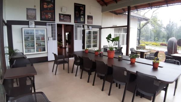 ಪ್ರಕೃತಿಯ ನಡುವೆ ತೇಜಸ್ವಿ ಓದಿನ ಗಾಜಿನ ಮನೆ, ಒಳಗೆ ಹೋದರೆ ಸಾಕು ಹೊರಬರಲು ಮನಸಾಗೋದೇ ಇಲ್ಲ, ಏನೆಲ್ಲ ಸೌಲಭ್ಯಗಳಿವೆ ಗೊತ್ತಾ?