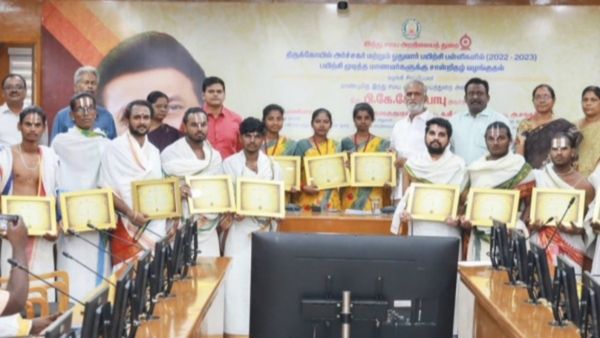 'ಸರ್ವ ಜಾತಿ ಪುರೋಹಿತರು' ಯೋಜನೆಯಡಿ ತರಬೇತಿ ಪಡೆದ ಮೂರು ಮಹಿಳೆಯರಿಂದ ಅರ್ಚಕ ವೃತ್ತಿಗೆ ಸಿದ್ಧತೆ