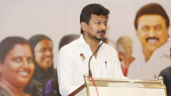 ಉದಯನಿಧಿ ಸ್ಟಾಲಿನ್, ತಮಿಳುನಾಡು ಸರ್ಕಾರಕ್ಕೆ ಸುಪ್ರೀಂ ಕೋರ್ಟ್ ನೋಟಿಸ್