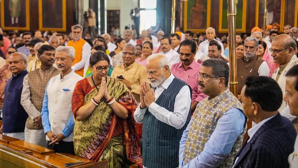 Women's Reservation Bill: ಮಹಿಳಾ ಮೀಸಲಾತಿ ಮಸೂದೆ ಕುರಿತು ತಿಳಿದುಕೊಳ್ಳಬೇಕಾದ ಐದು ಪ್ರಮುಖ ಅಂಶಗಳು