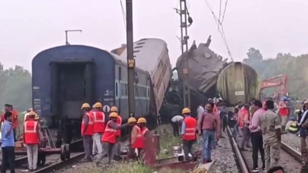 ಆಂಧ್ರಪ್ರದೇಶ ರೈಲು ಅಪಘಾತ: 13 ಸಾವು, 50 ಗಾಯಾಳು, ರಕ್ಷಣಾ ಕಾರ್ಯದ 10 ಅಂಶಗಳು, ಮಾಹಿತಿ
