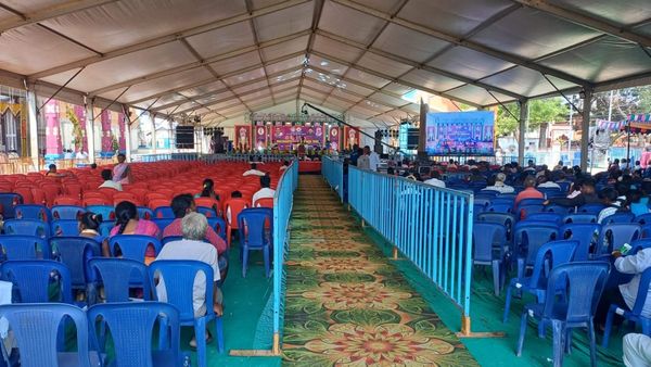 ಜನರಿಲ್ಲದೇ ಬಣಗುಡುತ್ತಿದೆ ಗಡಿನಾಡ ದಸರಾ: ಸಂಭ್ರಮವೇ ಇಲ್ಲದೆ ಮುಕ್ತಾಯ